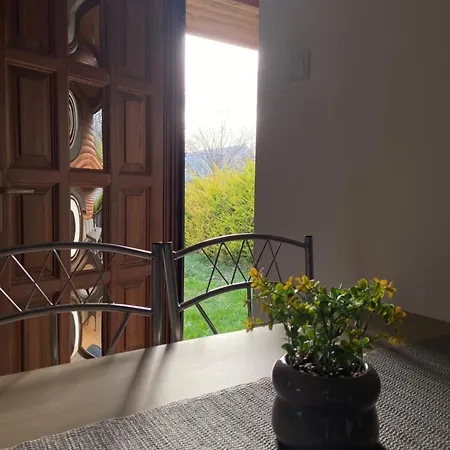 Fahaz A Kertben Apartman 1 * بالاتونكينيشي